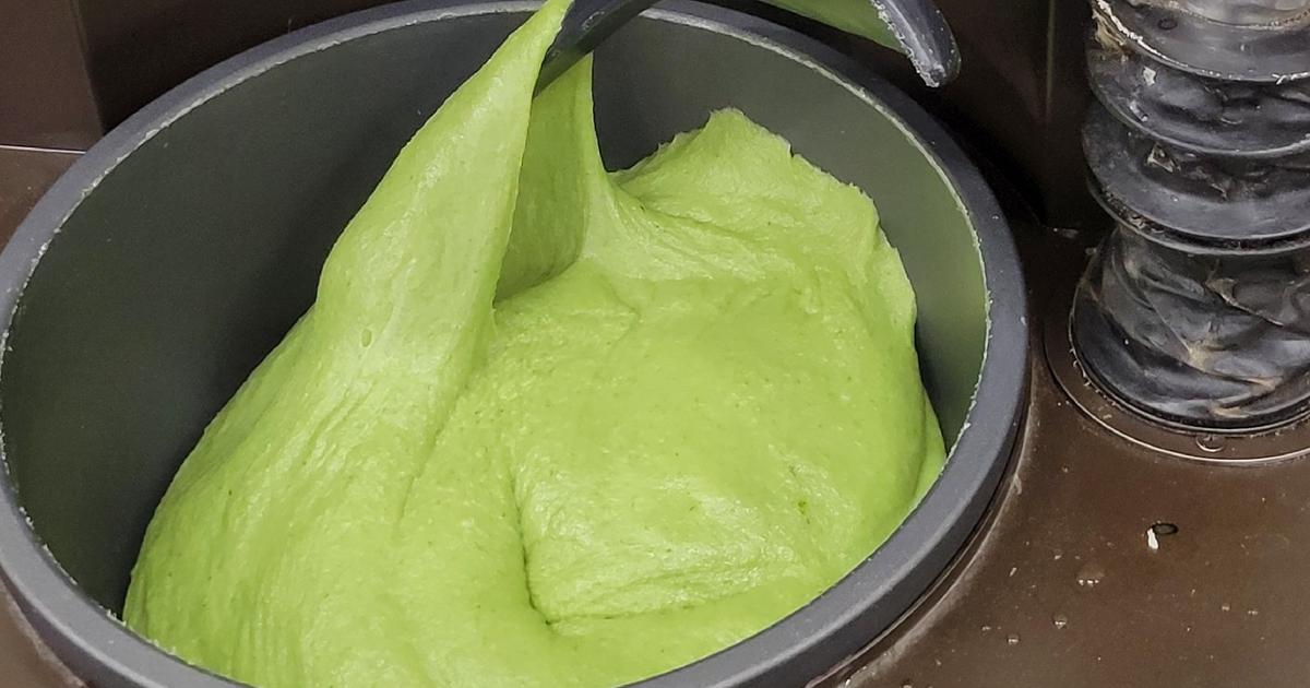 ポンズさんが たっちゃん の 1袋農家が作る杵つき「濃いもよもぎまる餅