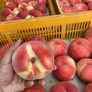 まどか桃　A品　約1.8k 約1.8kg 果物や野菜などのお取り寄せ宅配食材通販産地直送アウル