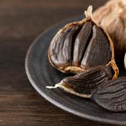 黒兆(200g) 黒にんにく200ｇパック 果物や野菜などのお取り寄せ宅配食材通販産地直送アウル