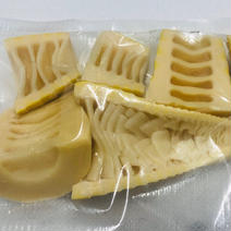 新鮮！　朝採り筍　筍水煮300g   1袋 水煮筍300g   1袋 果物や野菜などのお取り寄せ宅配食材通販産地直送アウル