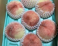 ジューシーな桃でした