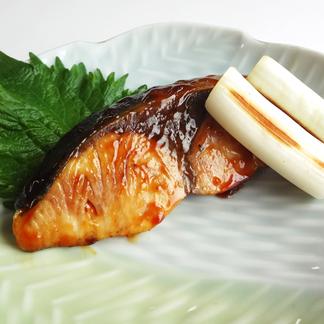 冷凍 天然ぶり照り焼き仕立て3切入り 6パック入り 魚介類 魚介の加工品 産直アウル 農家から直接野菜などの食材を購入できる産地直送の宅配通販サイト