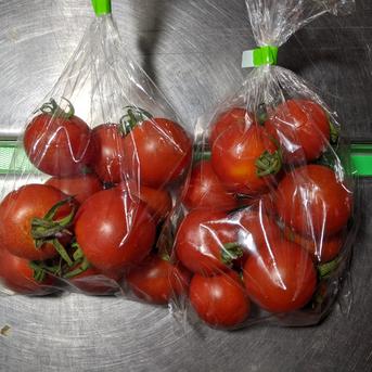 キュウリ、ジャガイモ、トマト、ピーマン、スモモ、桃 6kg 野菜/野菜セット・詰め合わせ通販