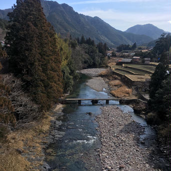 【三重県 熊野産】無農薬栽培　天日干し　六条麦茶 (150g×2個＋300g1個セット) お茶/その他のお茶通販