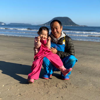 新鮮とれたて！黒バイ貝6kg　生きたまま発送します！ 6kg(270個前後) 魚介類/その他魚介通販