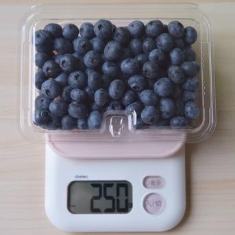 完全自然栽培】生ブルーベリー 1kg（無洗浄・ブルーム付き）クール便