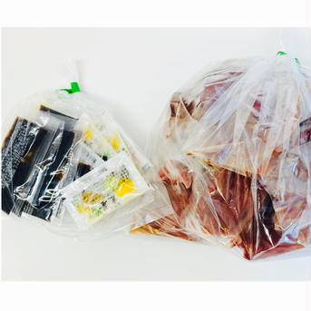 【肉の日限定品】　国産馬刺し　上霜降り　500g　おまけ付き 500g（50g×10） 肉/馬肉通販