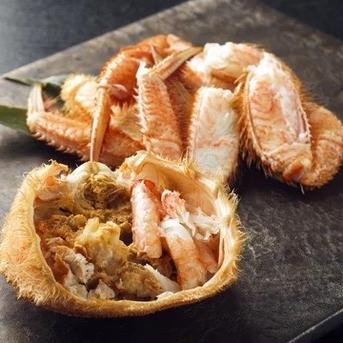 今シーズン初物 ボイル 冷凍毛蟹 2kg（1kgあたり4〜5杯） ｜ 魚介類