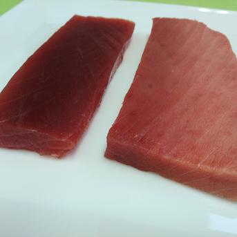 鉄板！！上物マグロ2種(上赤身さく、中トロさく)セット 天然上物マグロさく(上赤身、中トロ)×2さく　合計250g以上 魚介類/マグロ通販