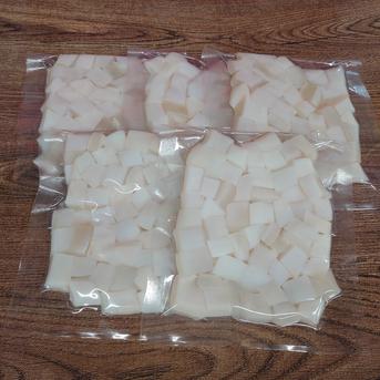 北海道小樽産 カット茹でタコ頭1パック100g×5 1パック100g×5 魚介類/タコ通販