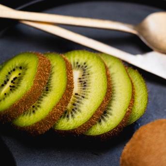 キウイフルーツ(ヘイワード)3kg | 果物/キウイフルーツ 産直アウル
