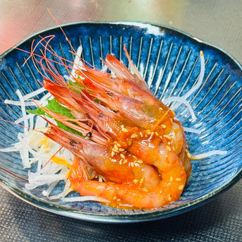 光放つ美しい縞模様「駿河湾産シマエビ」1kg ｜ 魚介類/エビ 産直