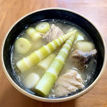 予約販売　山形県産 天然月山筍５００ｇ 一般には流通しにくい柔らかく瑞々しい細竹 ５００ｇ 野菜/山菜通販