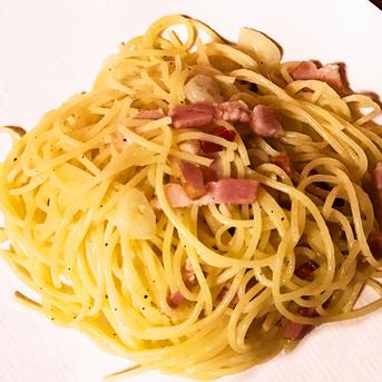 にんにく 令和７年度 青森県産 2kg ホワイト六片種　Mサイズ以上大玉混合 2kg 野菜/にんにく通販