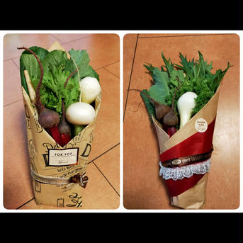 【母の日ギフト】ベジブーケと農園自慢の情熱野菜セット9品目☆野菜の花束 ベジブーケと野菜セット 野菜/野菜セット・詰め合わせ通販