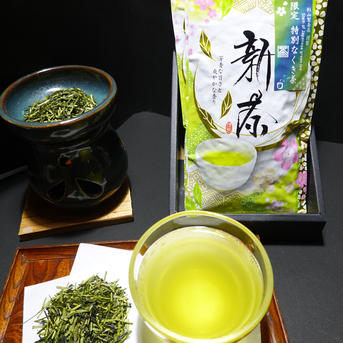 新茶リーフ】限定販売 今年だけの特別なくき茶（棒茶）100g×2袋