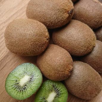 キウイフルーツ(ヘイワード)3kg | 果物/キウイフルーツ 産直アウル