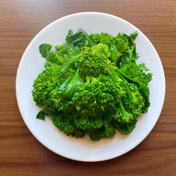 ★ポリポリの食感と野菜の甘味がたまらない★スティックセニョールの頂花蕾(２kg)  [化学農薬・化学肥料不使用] スティックセニョールの頂花蕾(２kg) 野菜/ブロッコリー通販