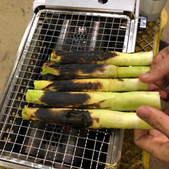 ワカイファーミーの父の日パック👨🏻‍🌾💕親子で楽しむトウモロコシ親子パック🌽 白トウモロコシ5本、ヤングコーン1キロ分 野菜/とうもろこし通販