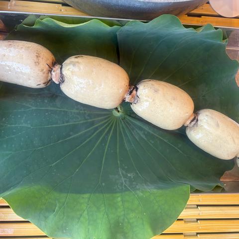 すずき蓮根農園さんがコミュニティ向けに「秋のれんこん紹介」投稿しま