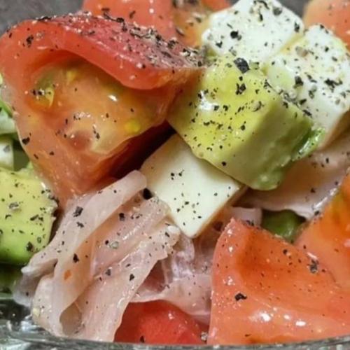 前田農園 トマト 桃太郎 1箱（約2kg8個～12個） | 野菜/トマト 産直