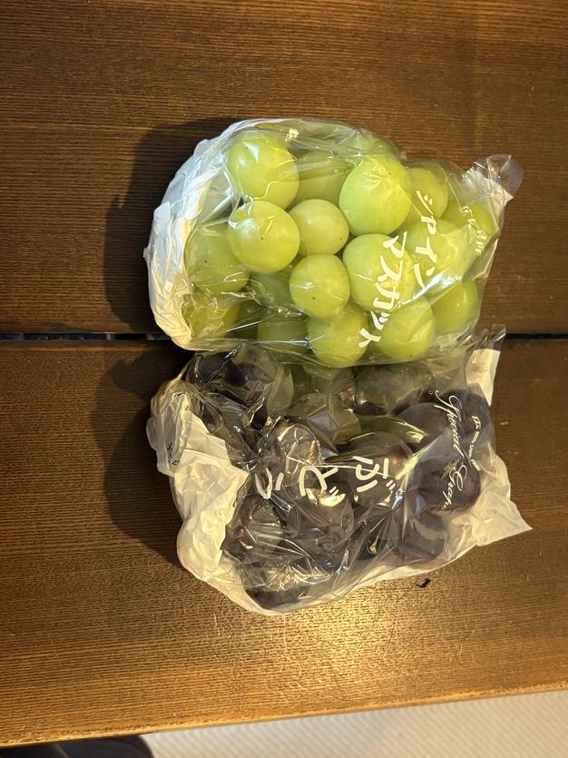 カナダ人農園主の真心を込めた】クイーンセブン約1kg ｜ 果物/ぶどう