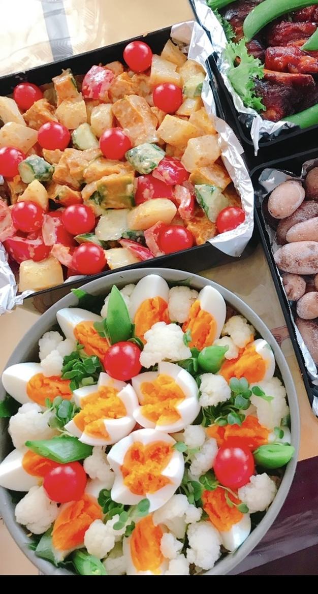 5つ星】訳あり傷フルーツトマト1200g（粒不揃い90〜130粒
